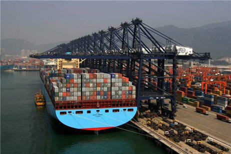 huge-container-ship