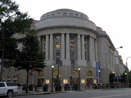 Federal government will need 4,000,000 SF of office space in 2010.  