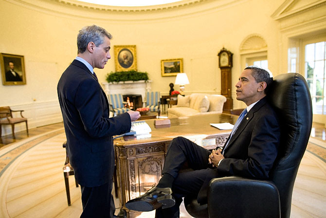 Rahm Emanuel leaves the White House to run for mayor of Chicago. 