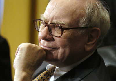 Warren Buffett taps hedge fund manager Todd Combs to take over Berkshire Hathaway.  